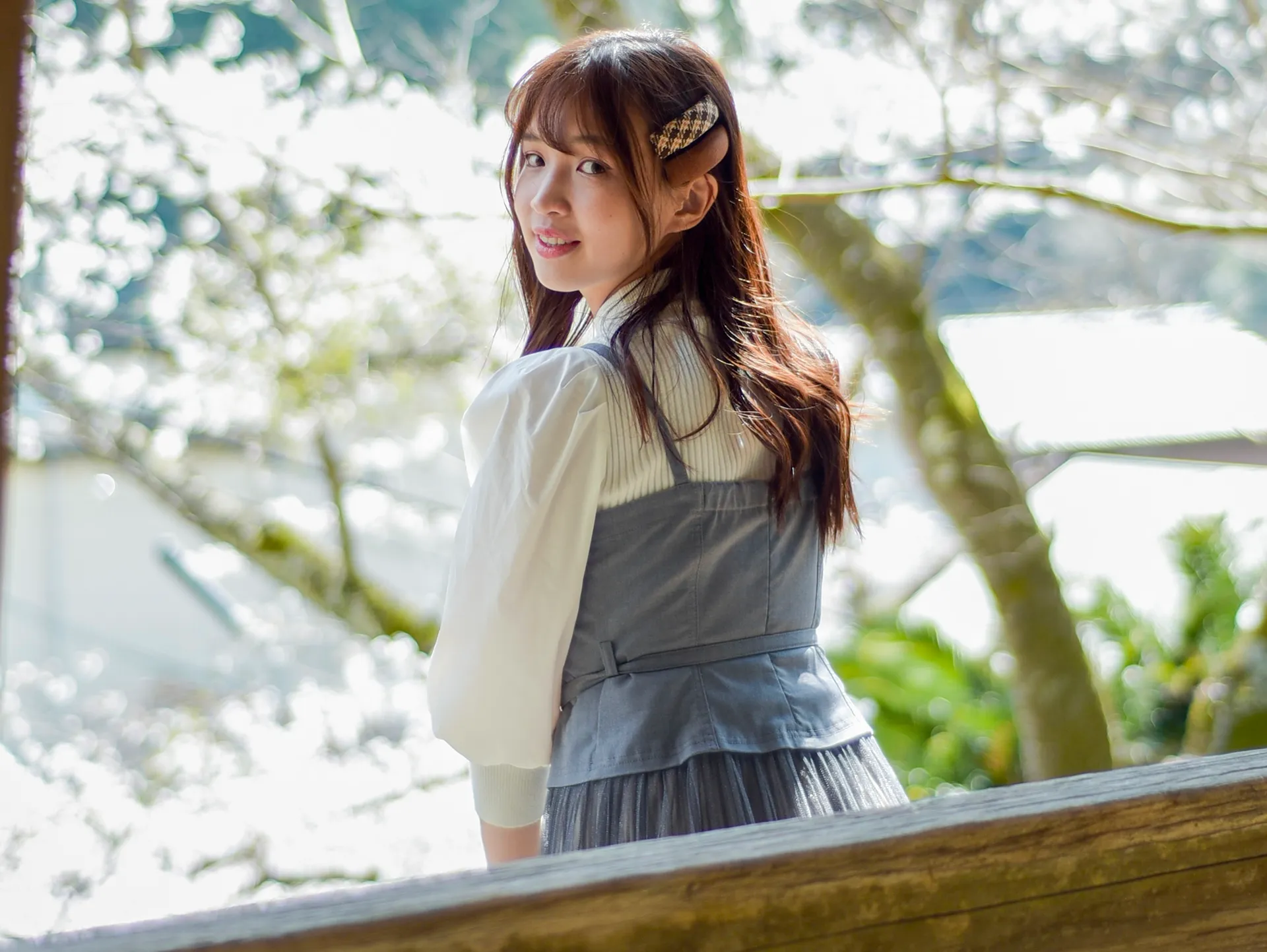 未経験からわずか7ヶ月で累計30万円を受注し、Webデザイン・SNS運用・動画編集まで幅広く手がけるマルチクリエイターに。